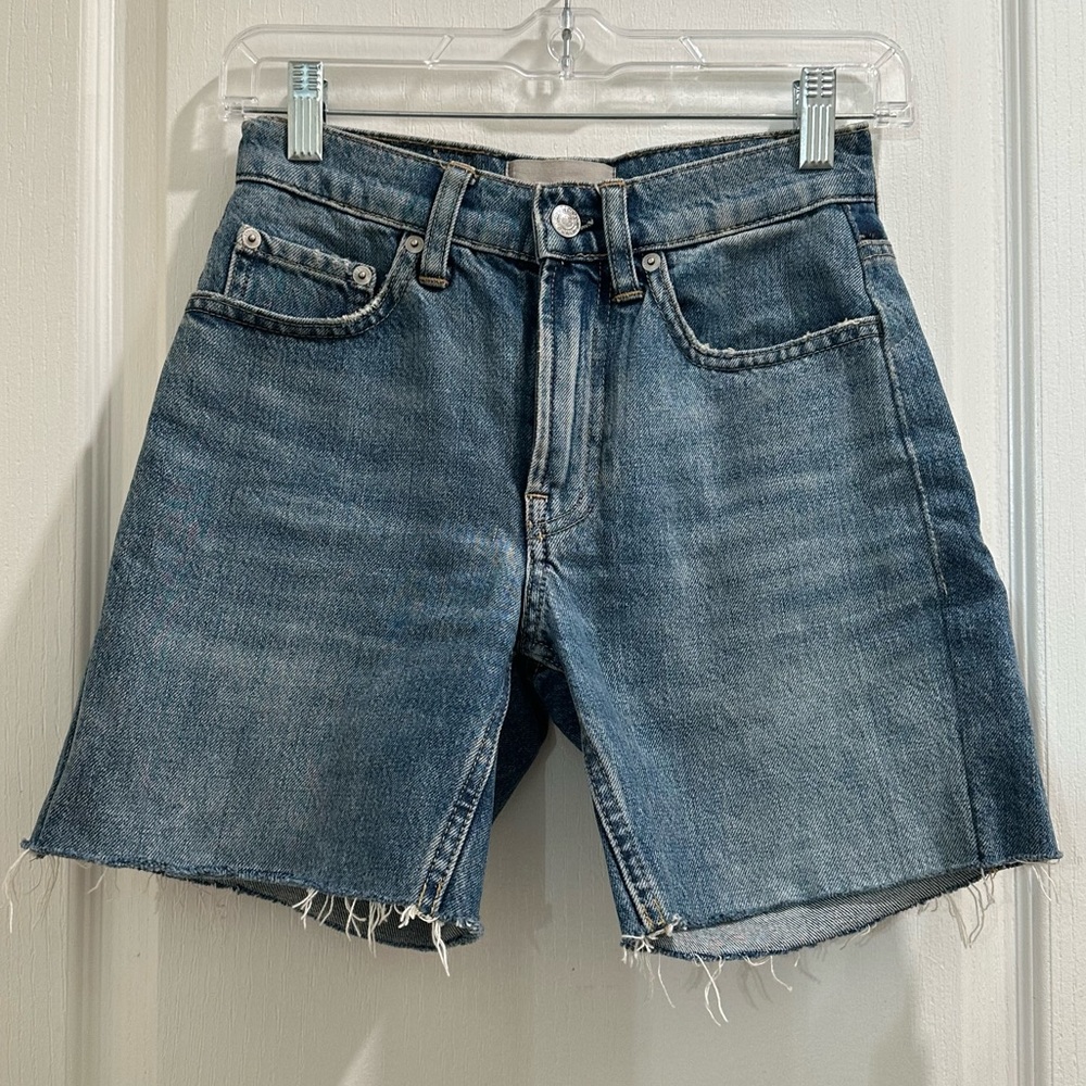 Everlane Women’s The Demin Short Size 23